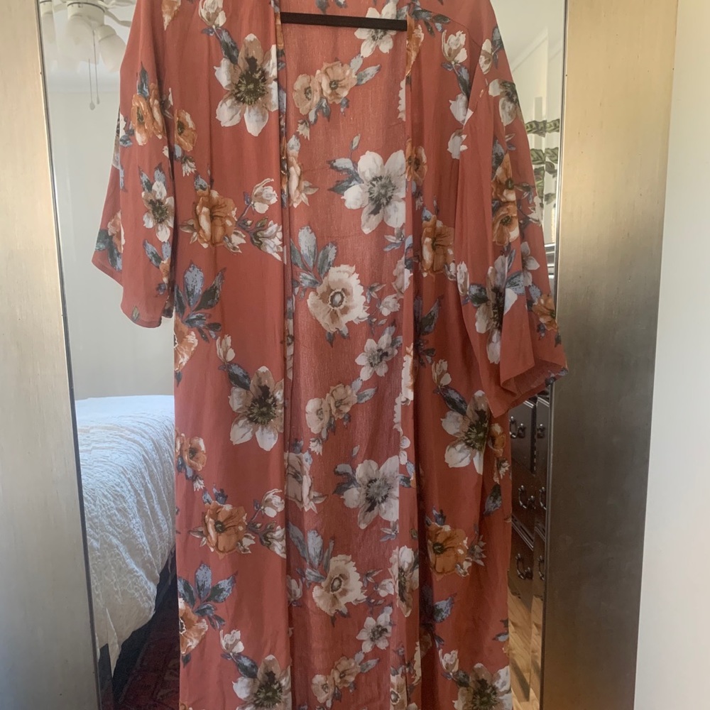 kimono - Picture 2 of 2